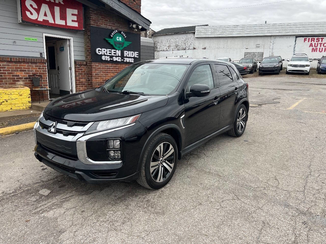 Used 2021 Mitsubishi Outlander Sport SE image 1