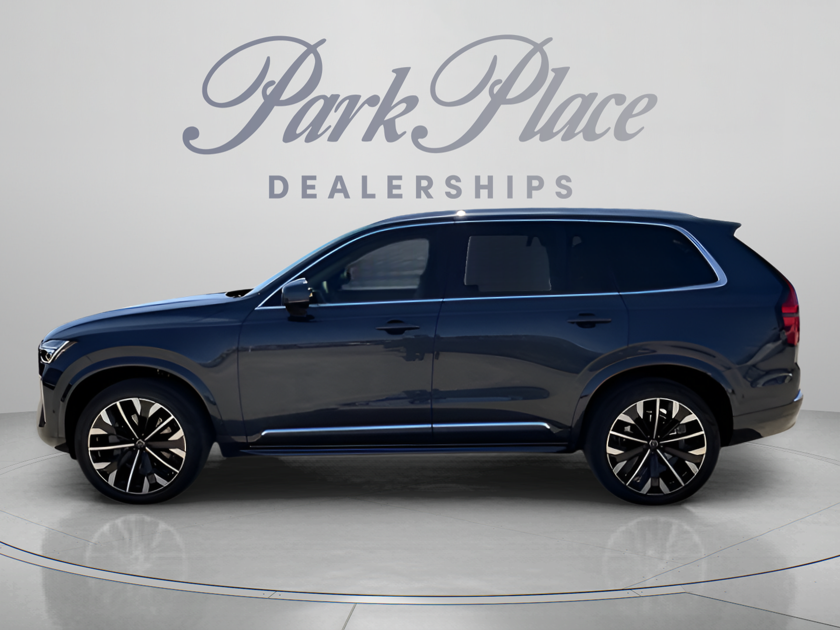 New 2026 Volvo XC90 B5 Ultra w/ Protection Package Premier AWD/4WD image 2