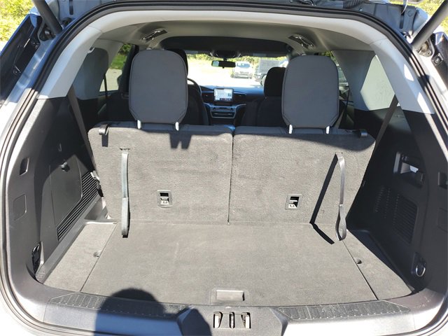 Used 2022 Ford Explorer XLT image 10