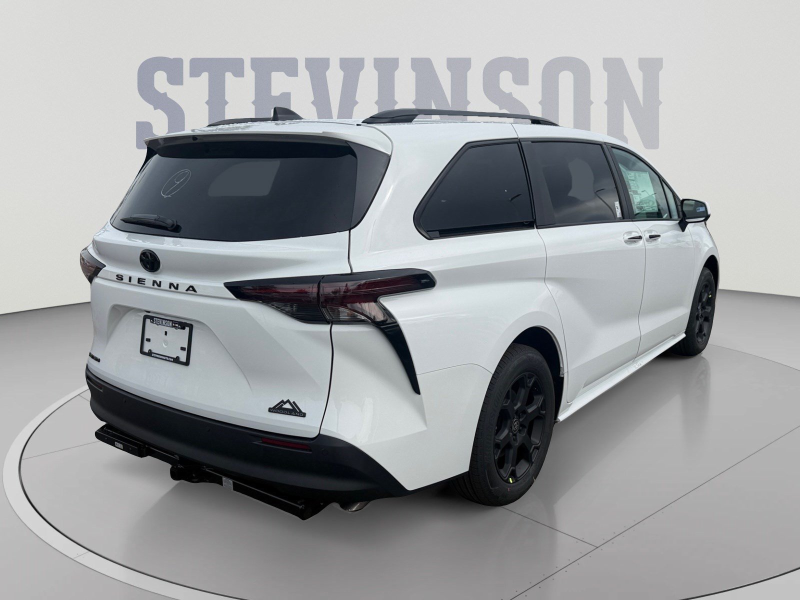 New 2026 Toyota Sienna XLE Woodland Edition AWD/4WD image 5