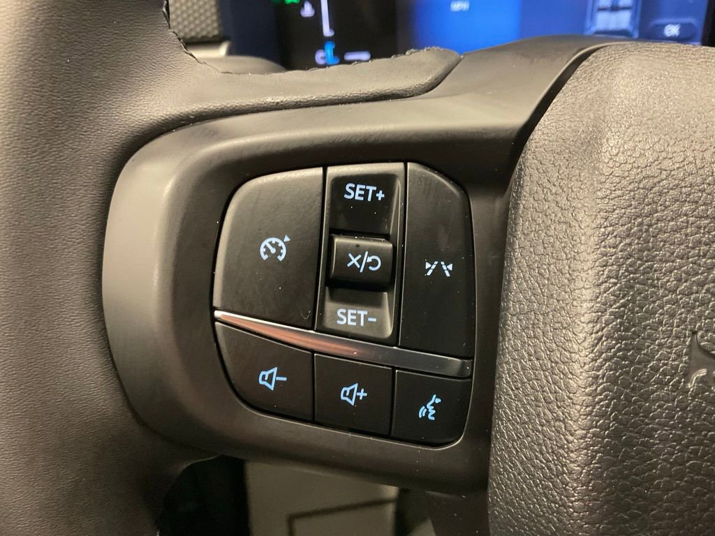 Used 2025 Ford Ranger XLT w/ FX4 Off-Road Package image 18