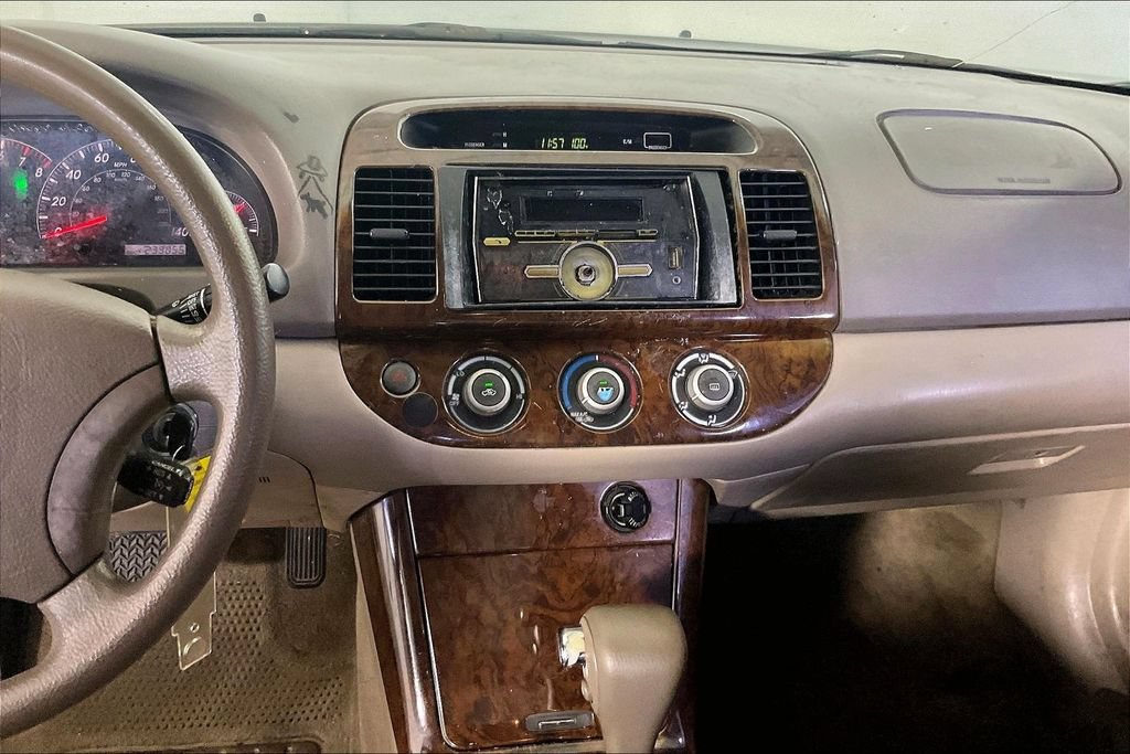 Used 2006 Toyota Camry LE FWD image 8