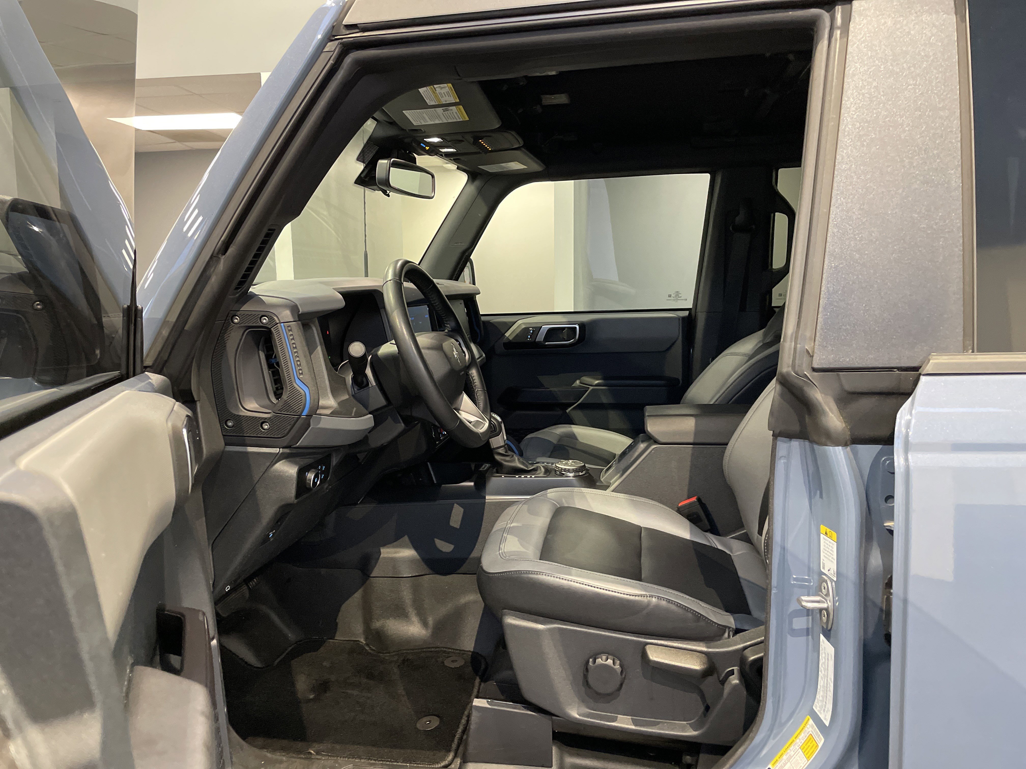 Used 2024 Ford Bronco Black Diamond image 16