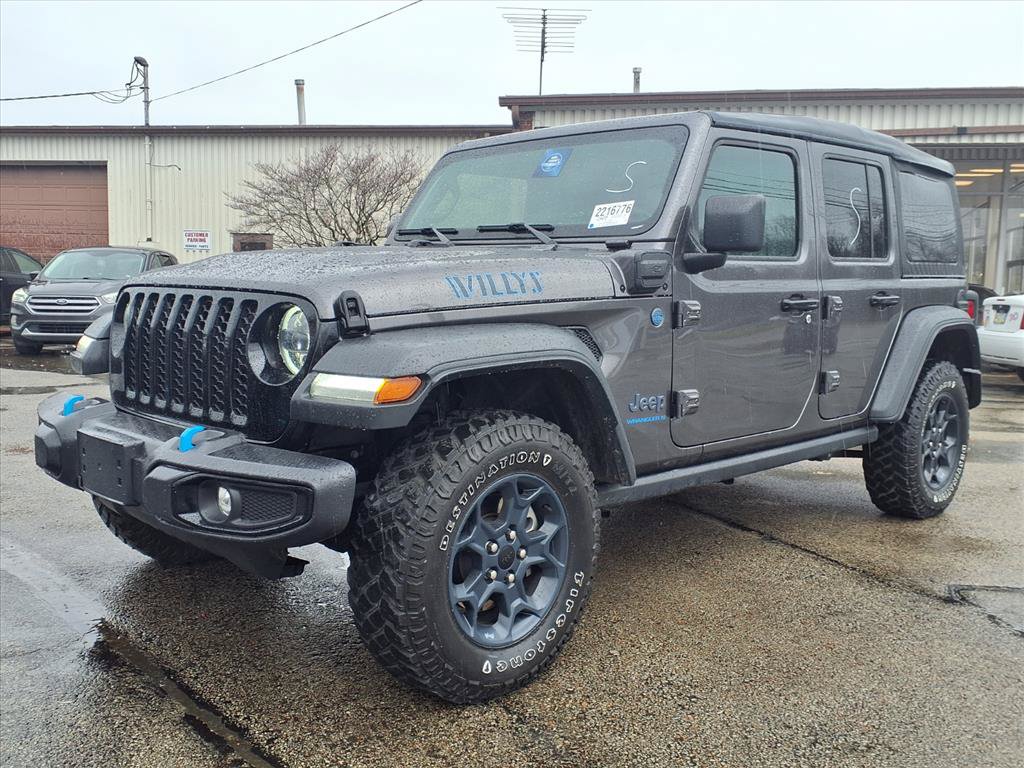Used 2023 Jeep Wrangler Unlimited w/ Cold Weather Group AWD/4WD image 2
