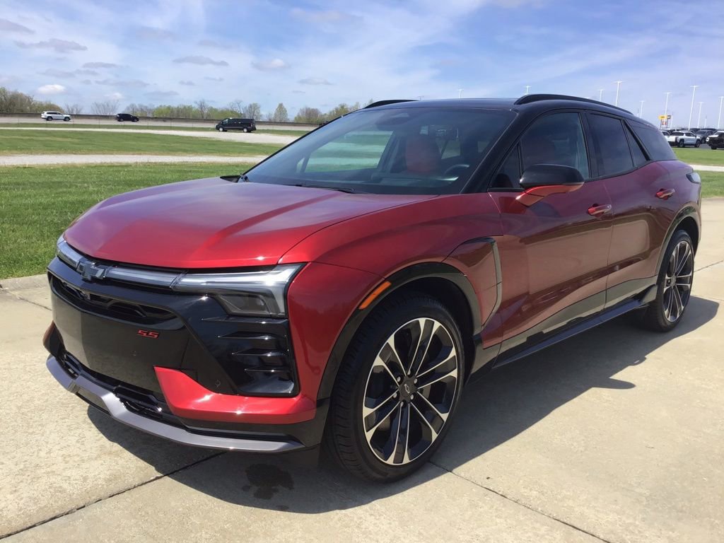 Used 2026 Chevrolet Blazer EV SS image 3