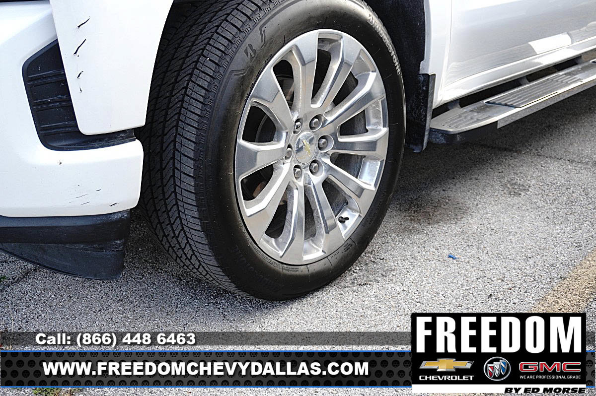 Used 2021 Chevrolet Silverado 1500 High Country w/ Technology Package AWD/4WD image 10