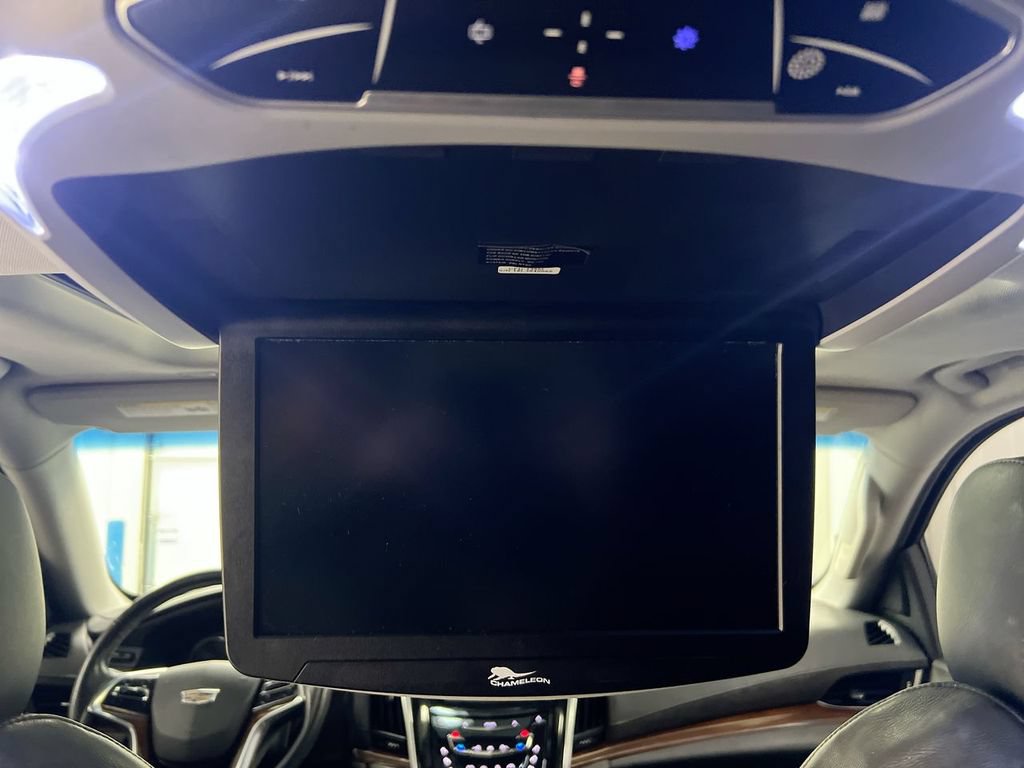 Used 2019 Cadillac Escalade ESV Luxury AWD/4WD image 31