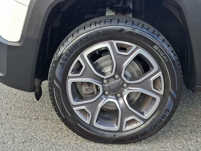 Used 2016 Jeep Renegade Limited AWD/4WD image 8