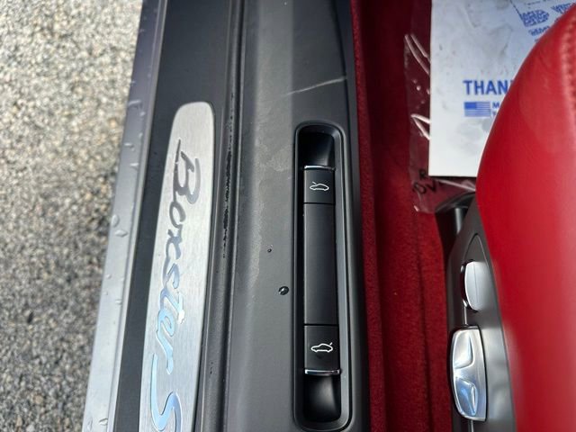 Used 2013 Porsche Boxster S image 22