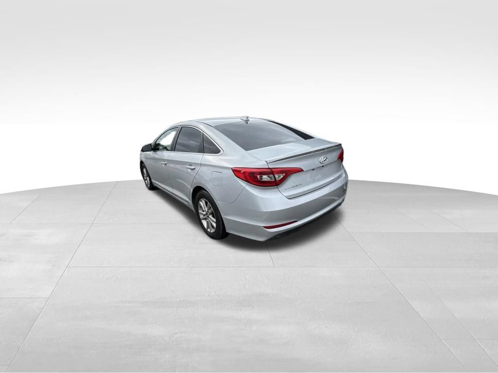 Used 2016 Hyundai Sonata SE FWD image 13
