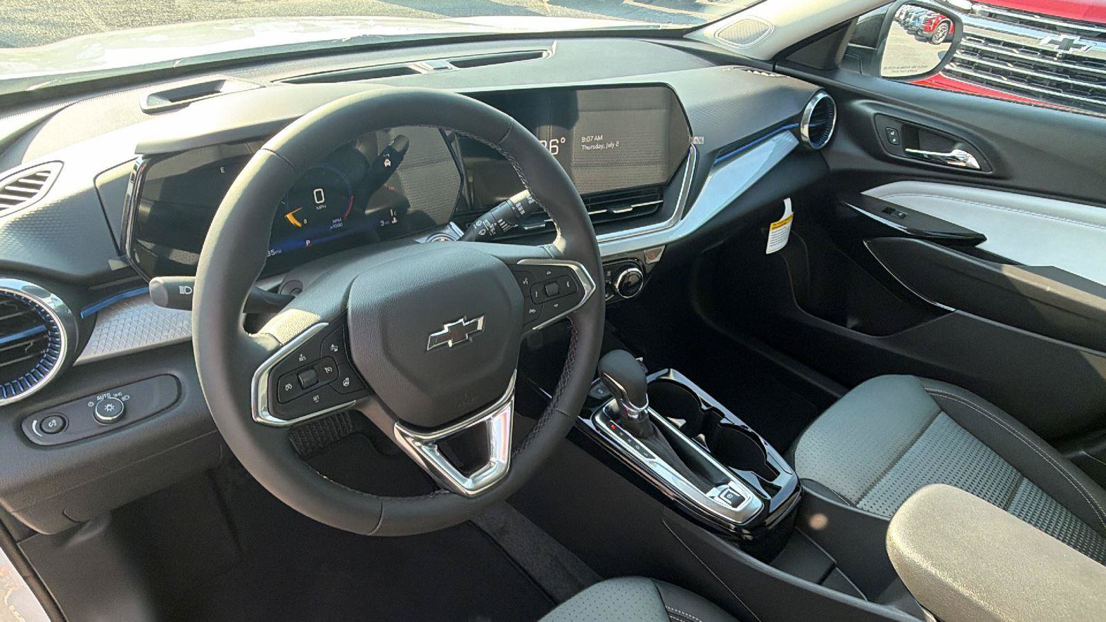 New 2026 Chevrolet Trax LT w/ Driver Confidence Package FWD image 3