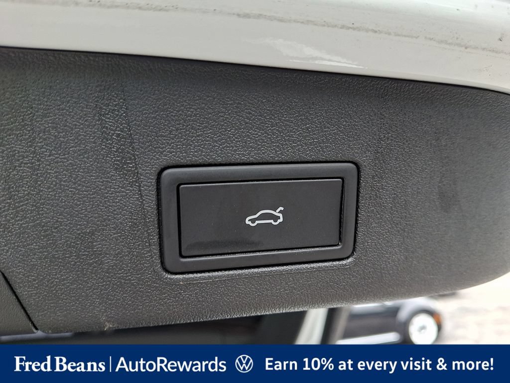 Certified 2025 Volkswagen ID.4 Pro S AWD/4WD image 35
