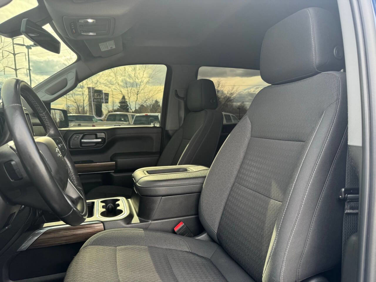 Used 2021 Chevrolet Silverado 1500 LT Trail Boss w/ LPO, Dark Essentials Package image 12