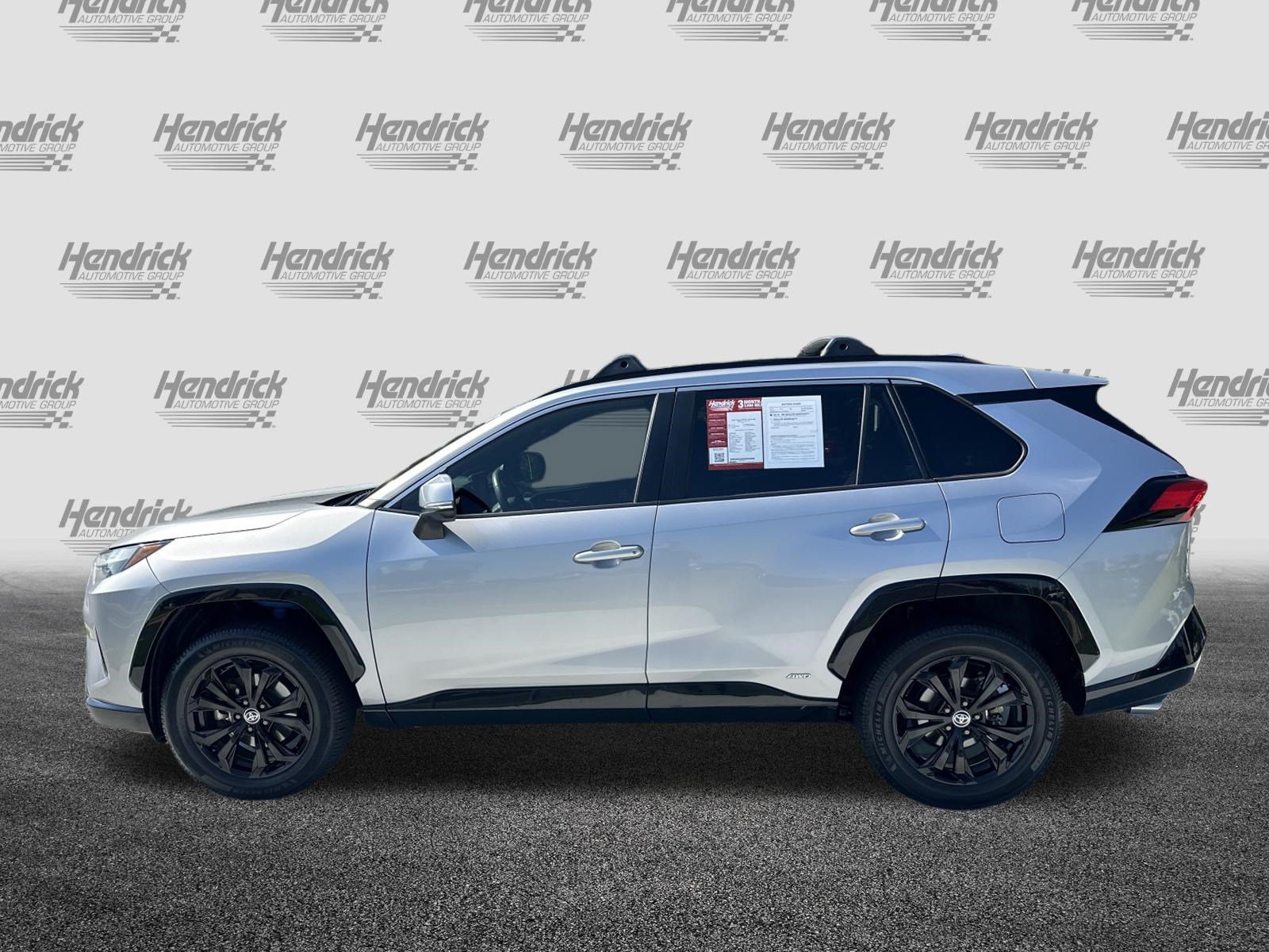 Used 2022 Toyota RAV4 SE AWD/4WD image 7
