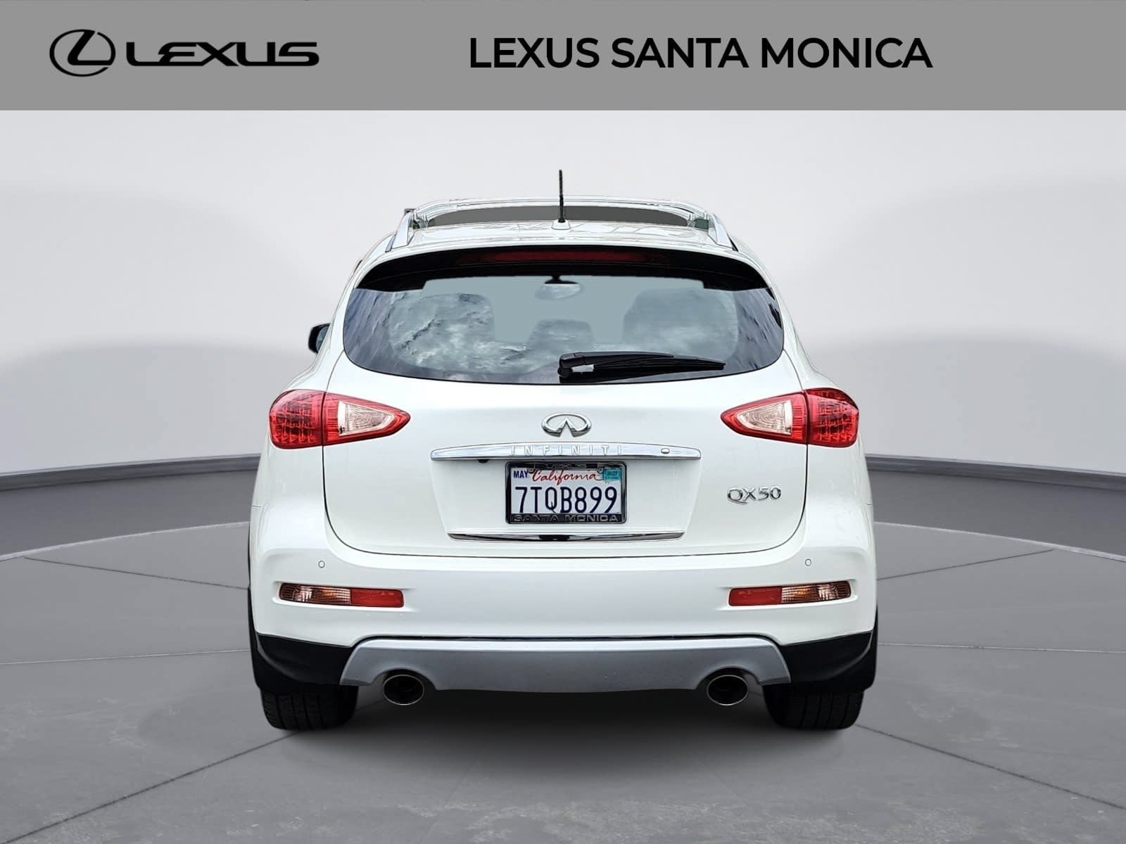 Used 2016 INFINITI QX50 2WD w/ Deluxe Touring Package image 6