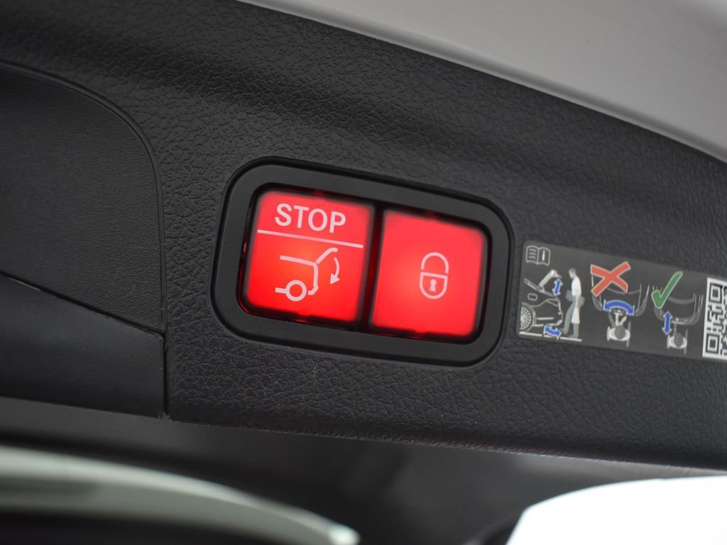 Used 2022 Mercedes-Benz GLE 350 4MATIC image 32
