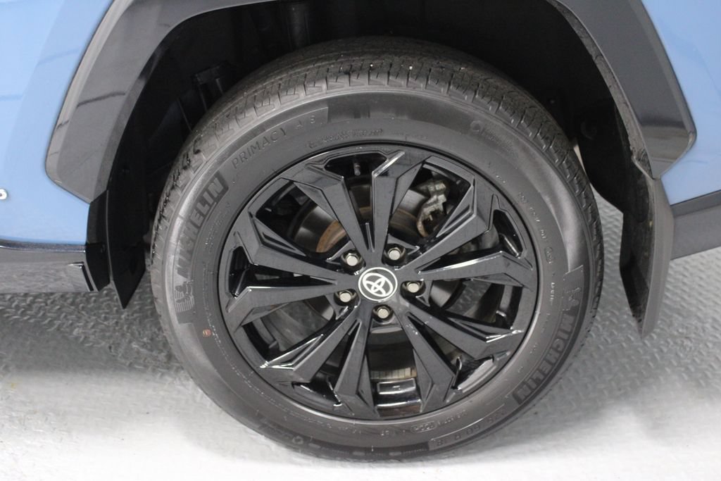 Used 2023 Toyota RAV4 SE w/ Convenience Package AWD/4WD image 18