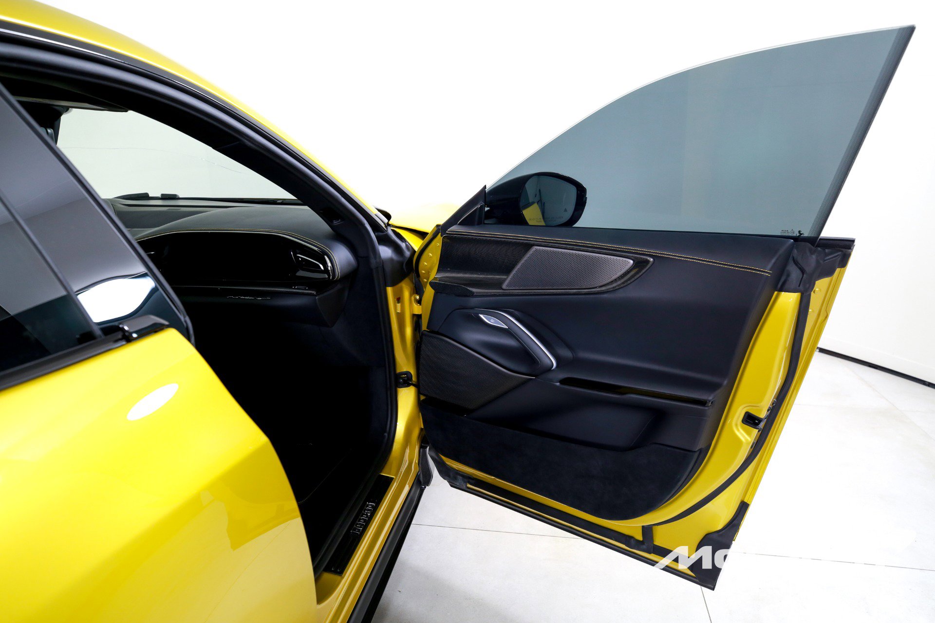 Used 2024 Ferrari Purosangue image 27