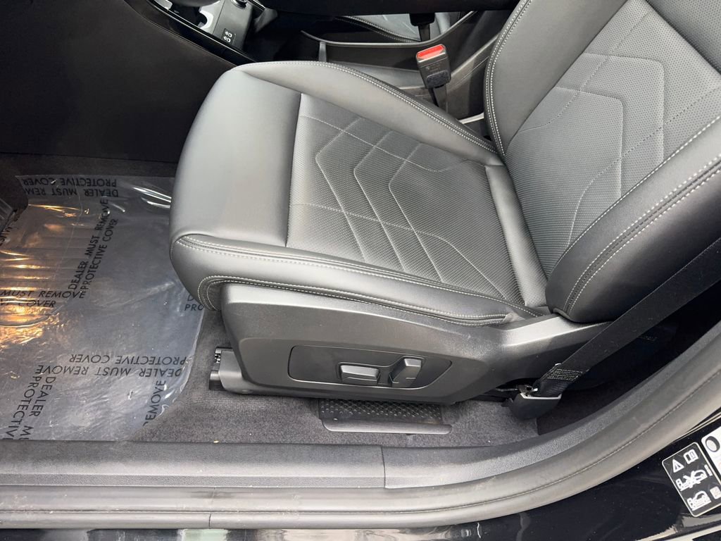 Used 2025 BMW X1 xDrive28i image 26