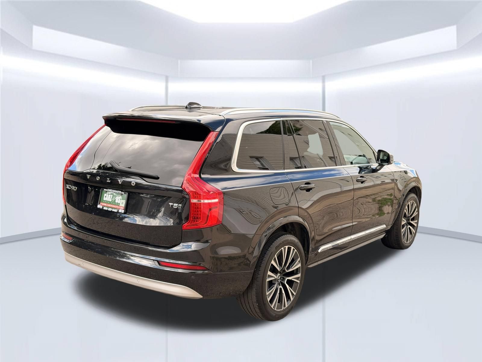 Used 2022 Volvo XC90 T5 Momentum w/ Climate Package AWD/4WD image 5