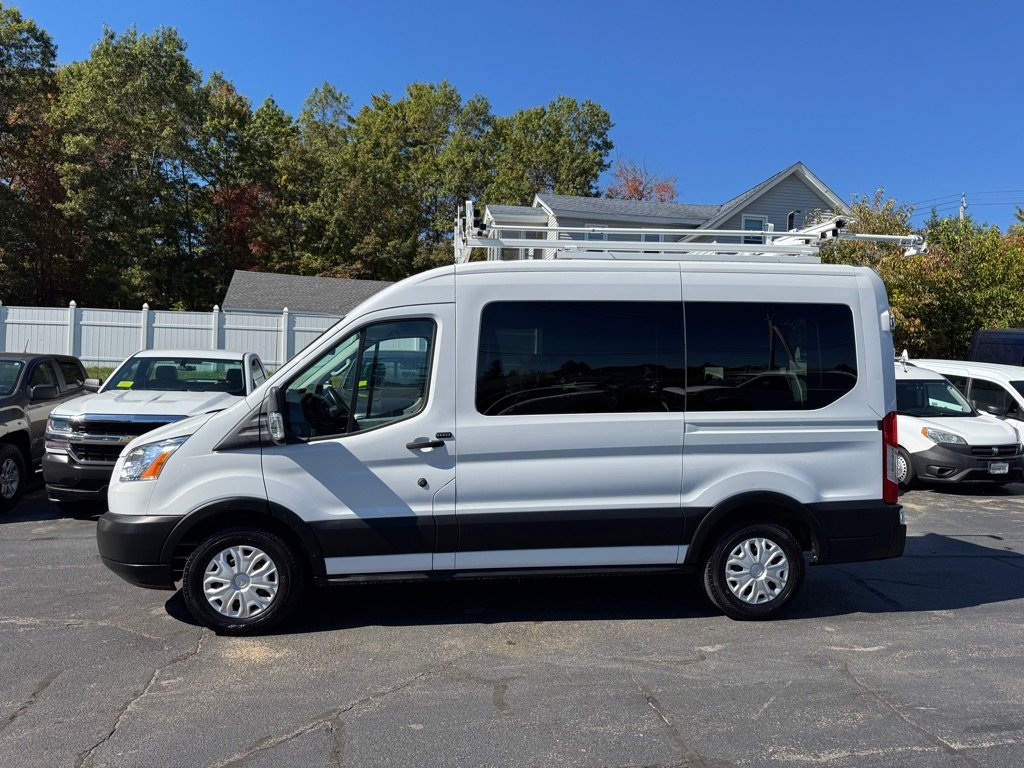 Used 2019 Ford Transit 150 XLT image 3