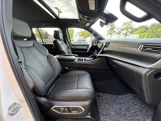 New 2026 Jeep Grand Wagoneer 4WD image 29