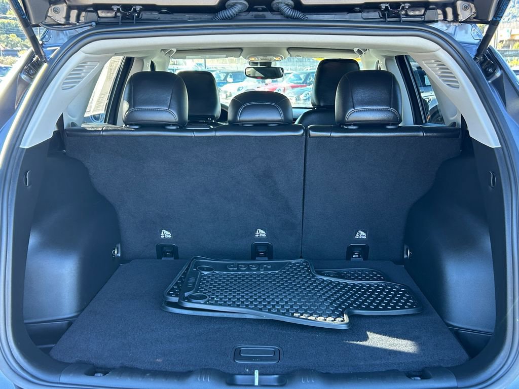 Used 2022 Jeep Compass Trailhawk image 33