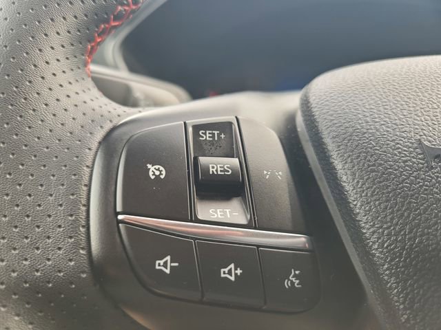 Certified 2025 Ford Escape ST-Line image 27