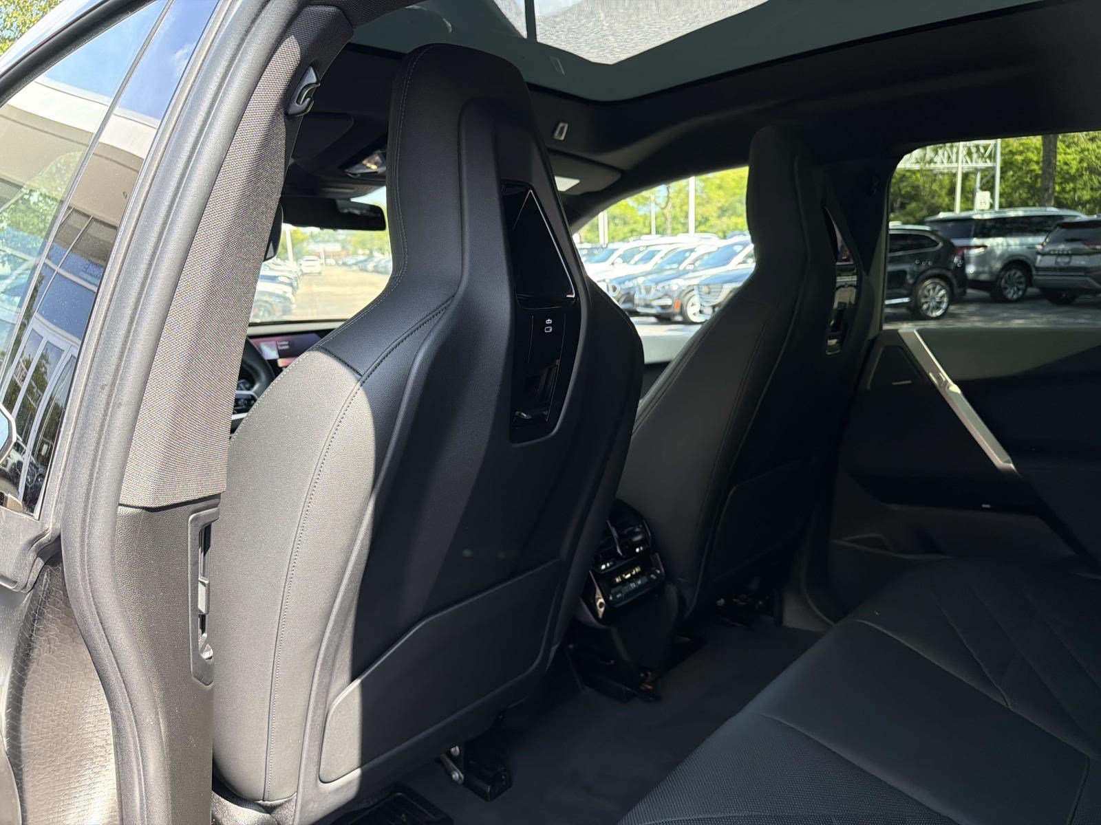 Certified 2024 BMW iX xDrive50 w/ Premium Package AWD/4WD image 12