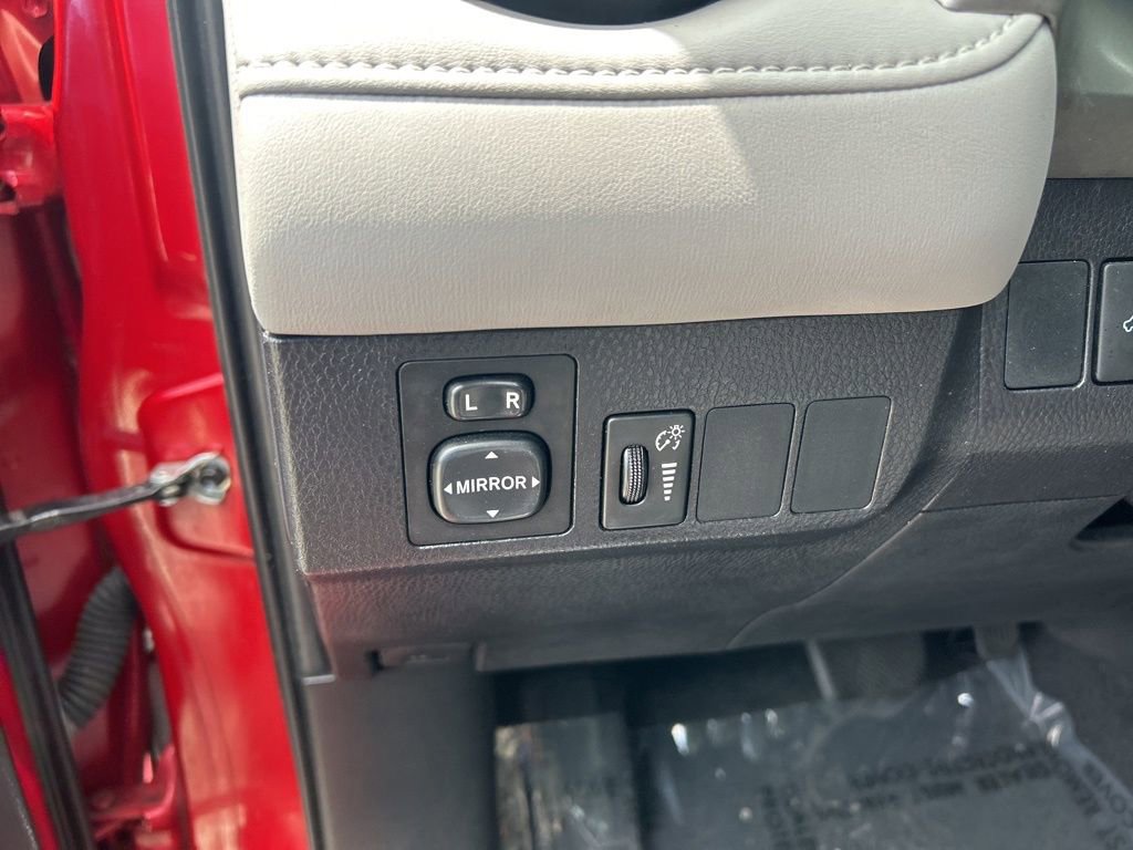 Used 2016 Toyota RAV4 XLE image 36