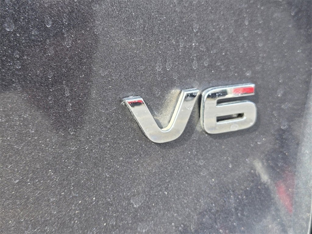 Used 2020 Kia Sorento LX image 16