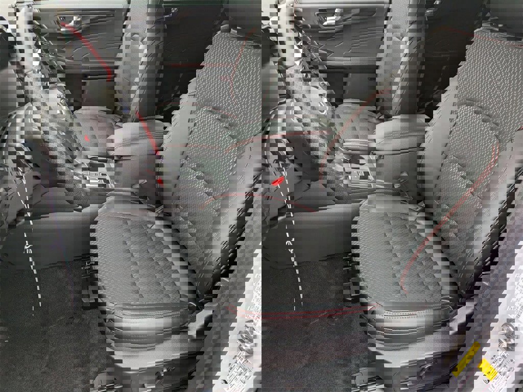 New 2025 Ford Escape ST-Line w/ Equipment Group 301A image 16