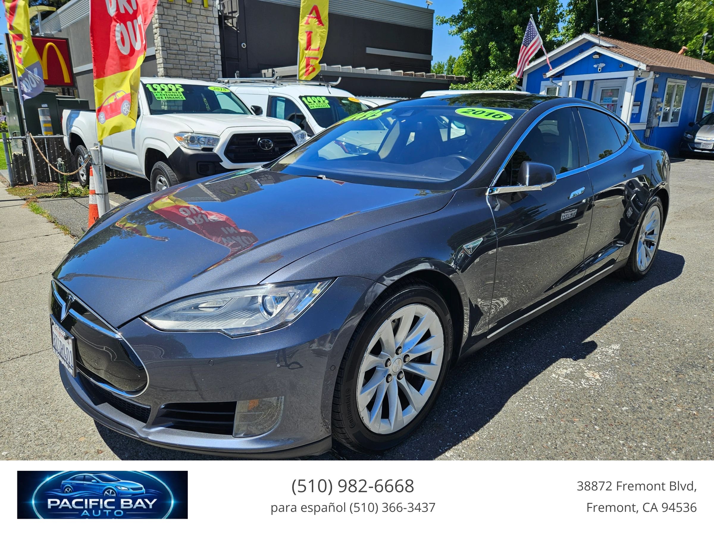 Used 2016 Tesla Model S 70 RWD image 3