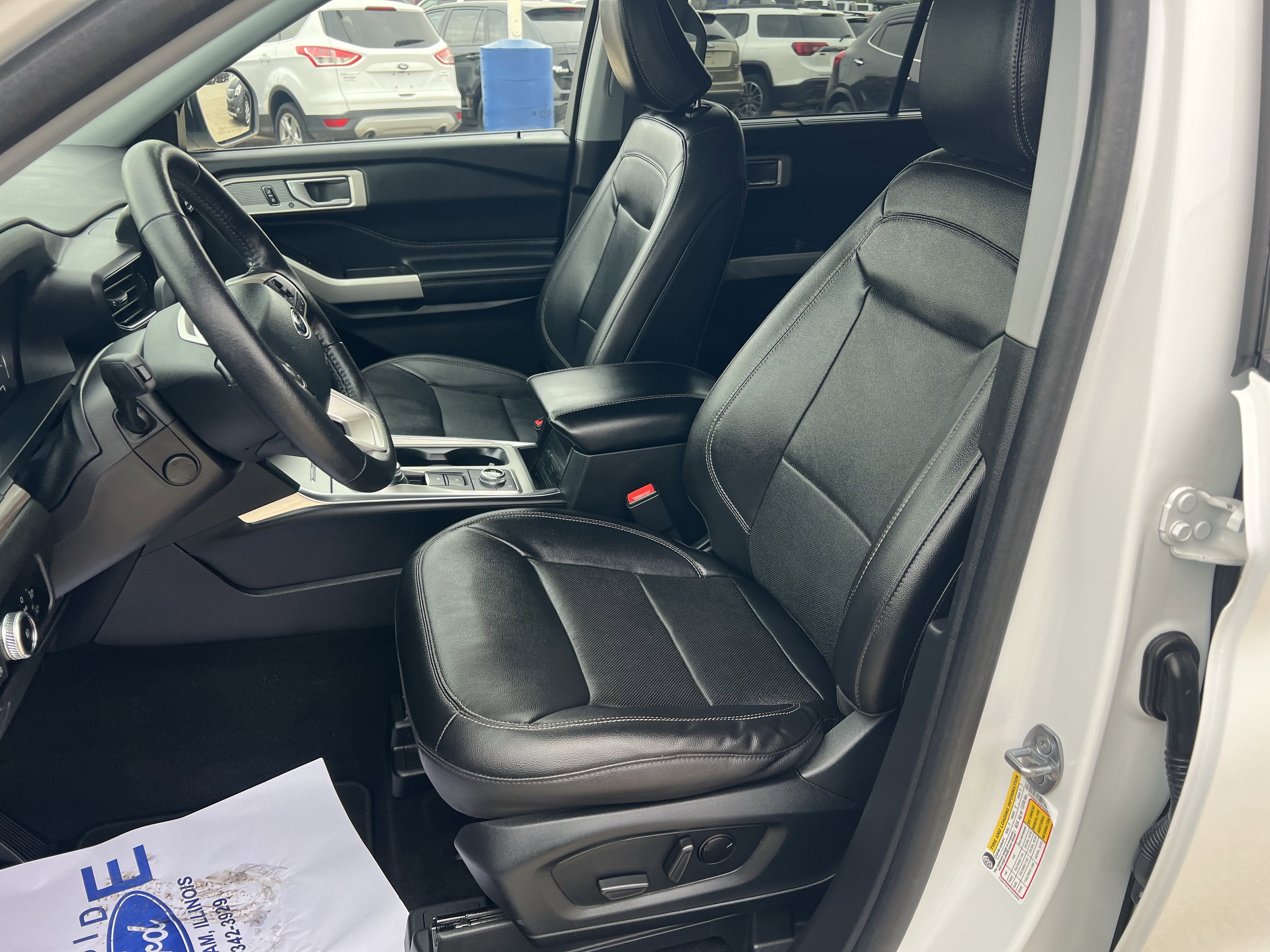 Used 2023 Ford Explorer Limited w/ Hybrid Equipment Group 310A image 12