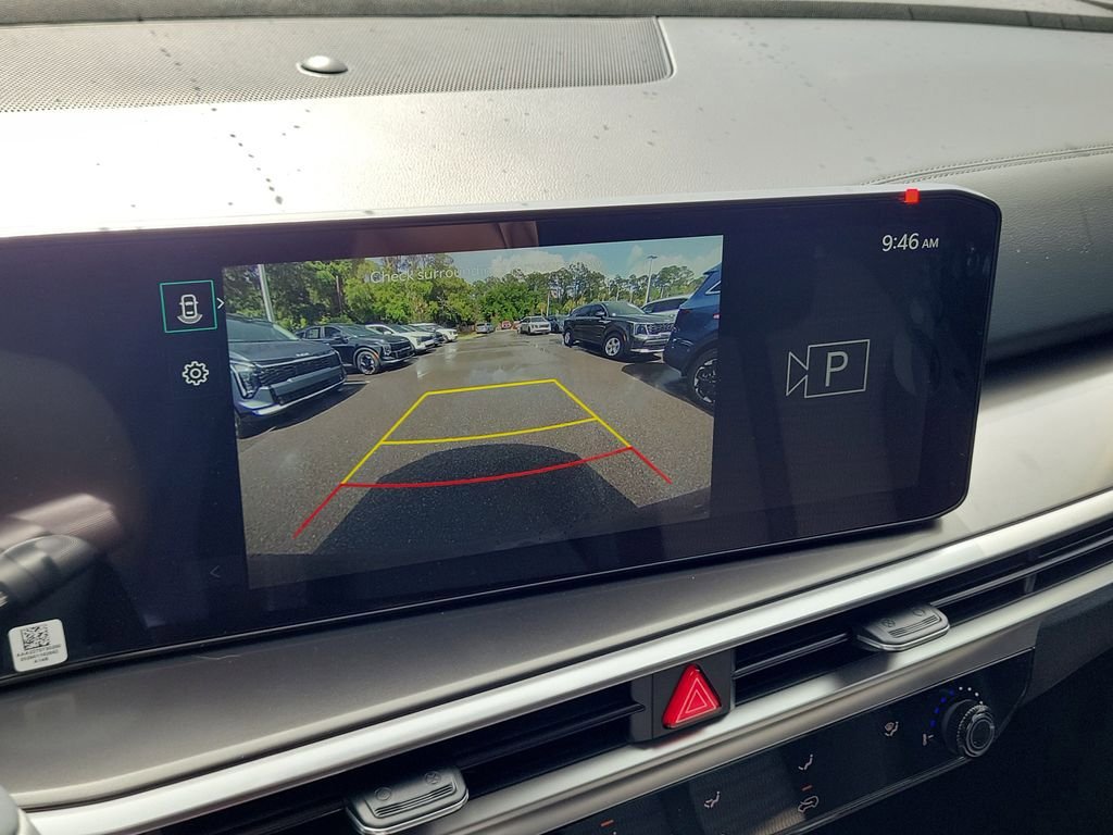 New 2026 Kia Sorento LX FWD image 31
