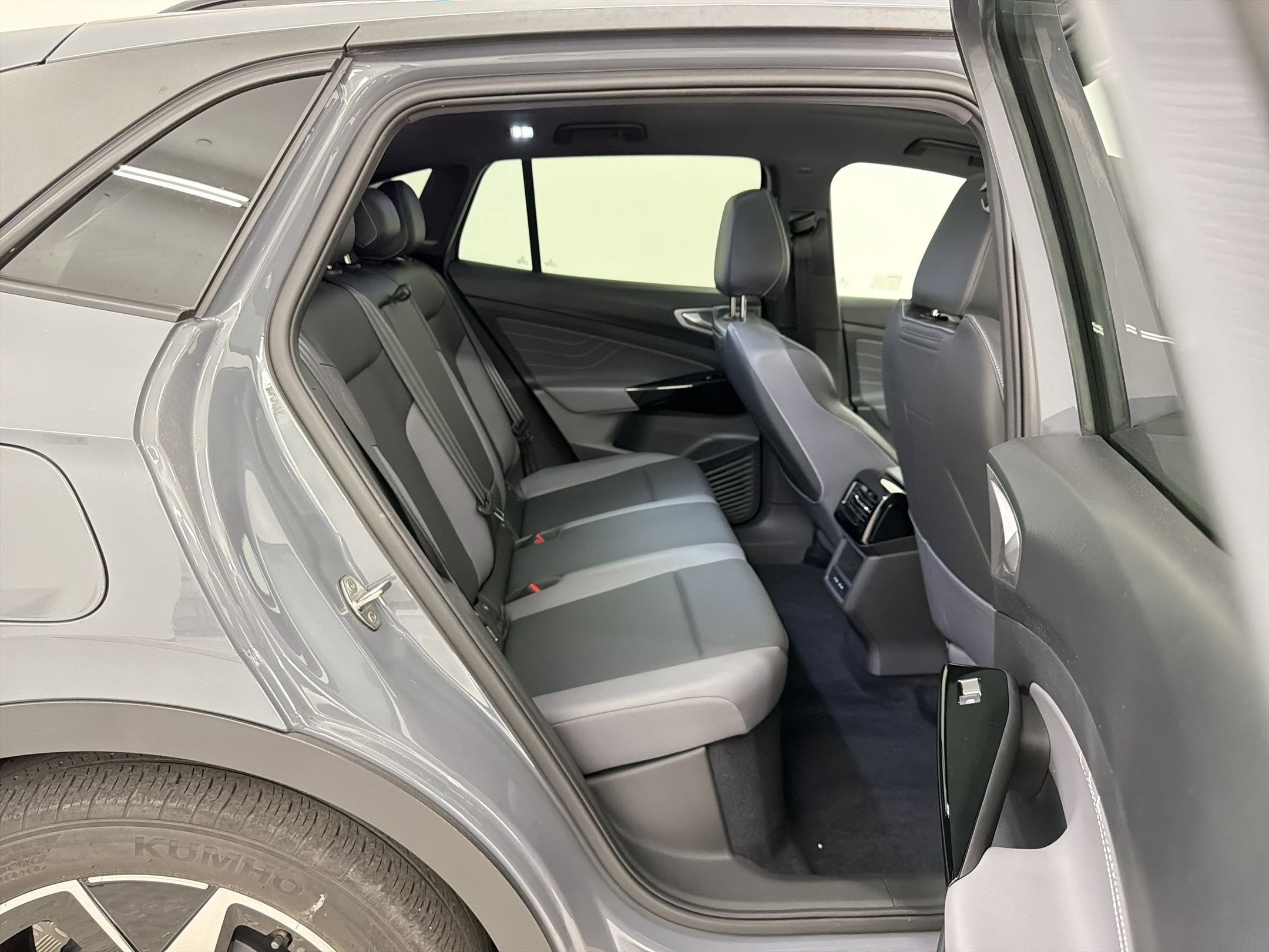 Used 2023 Volkswagen ID.4 S RWD image 27
