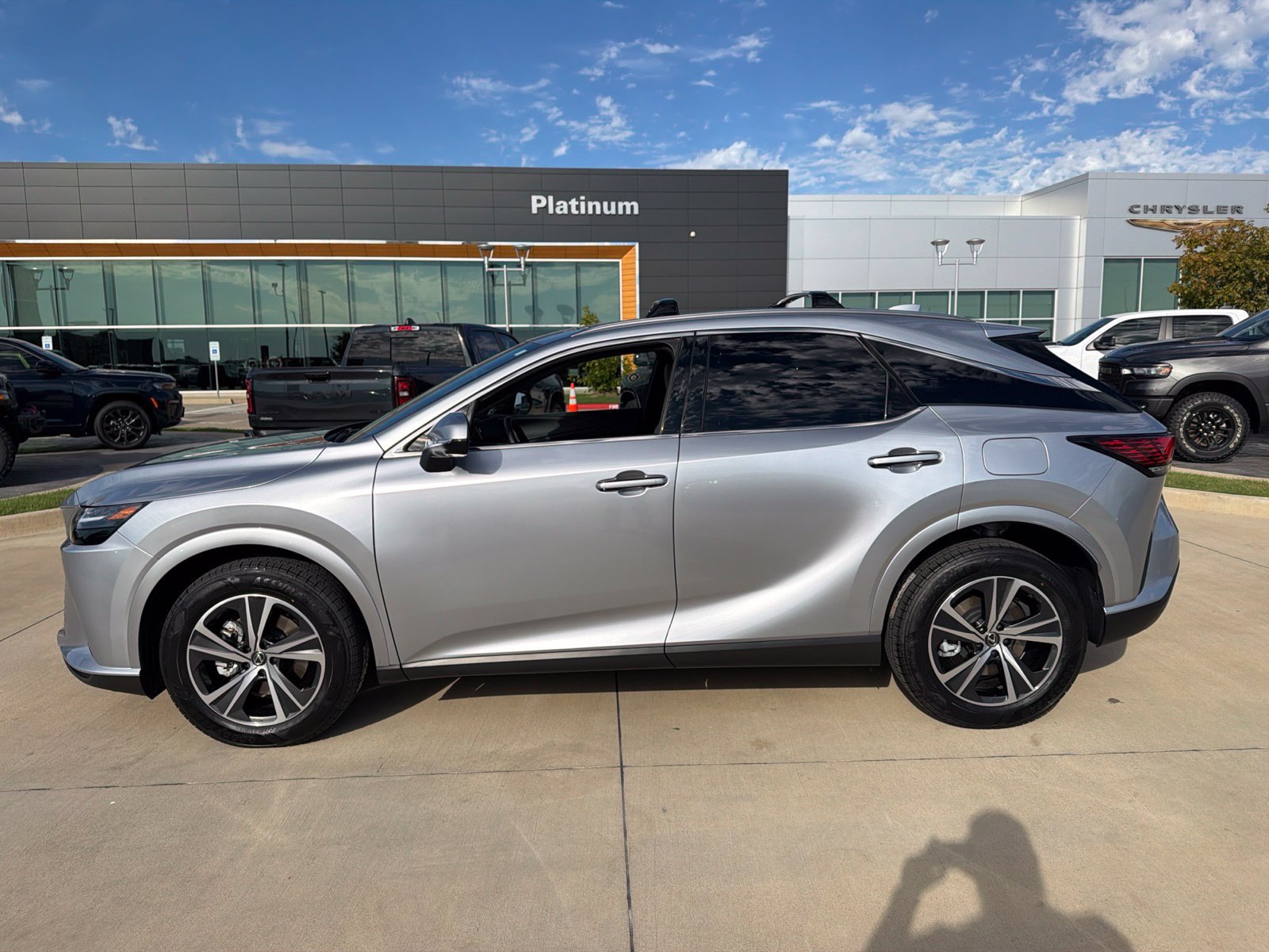 Used 2024 Lexus RX 350 Premium w/ Cold Area Package FWD image 2