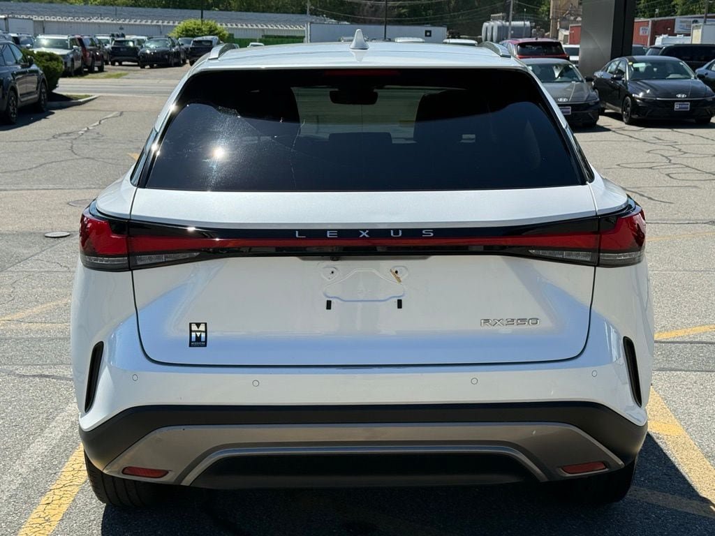 Used 2023 Lexus RX 350 Premium w/ Accessory Package FWD image 5