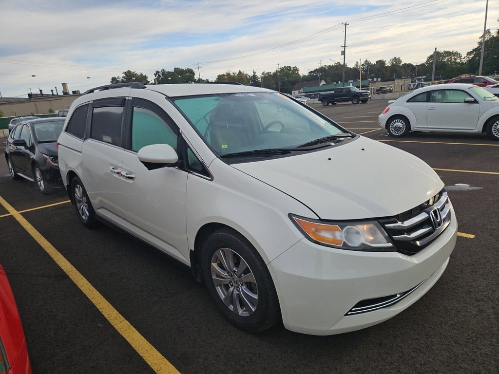 Used 2016 Honda Odyssey EX image 3