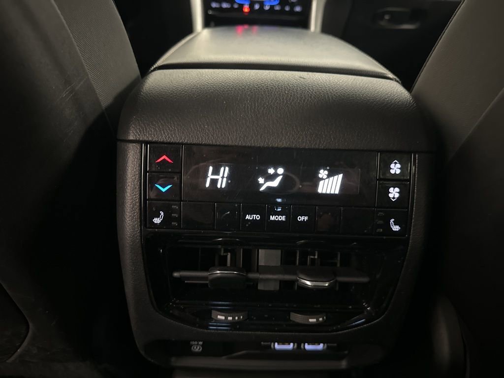 Used 2022 Jeep Grand Cherokee L Limited image 16