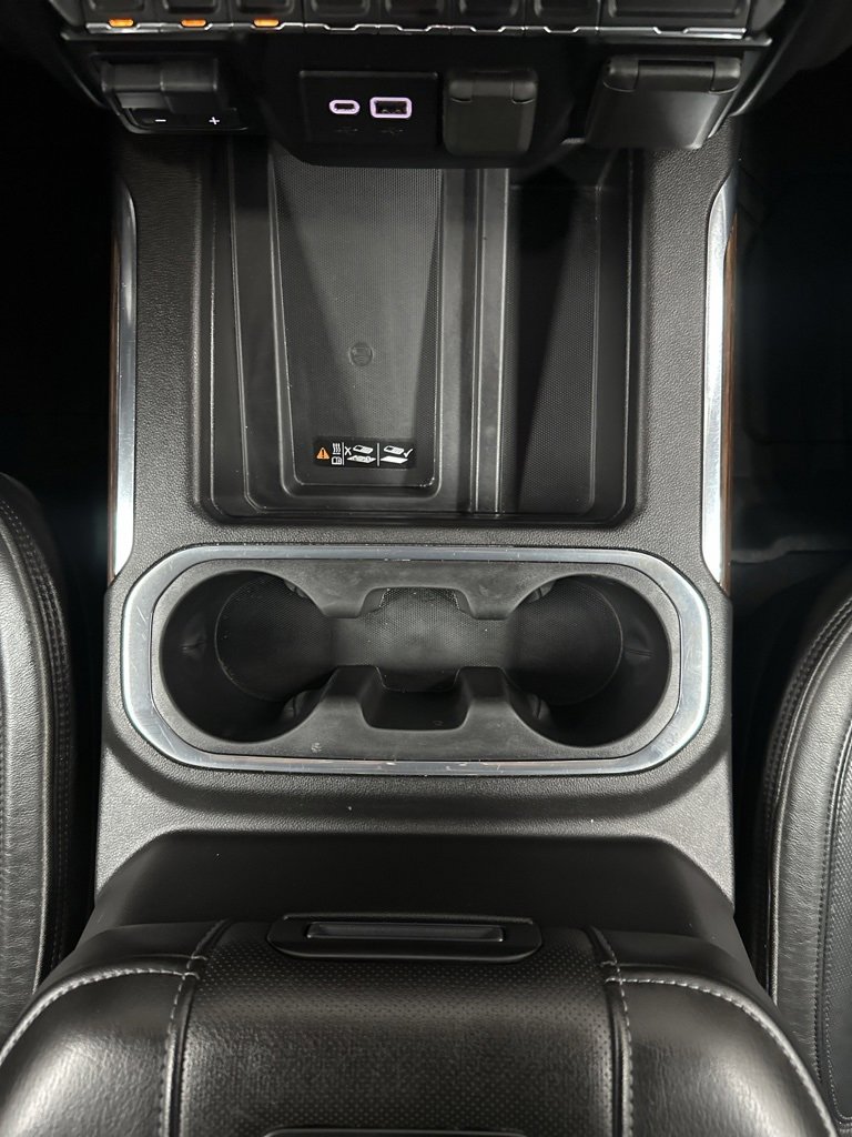 Used 2019 Chevrolet Silverado 1500 High Country w/ Technology Package image 25