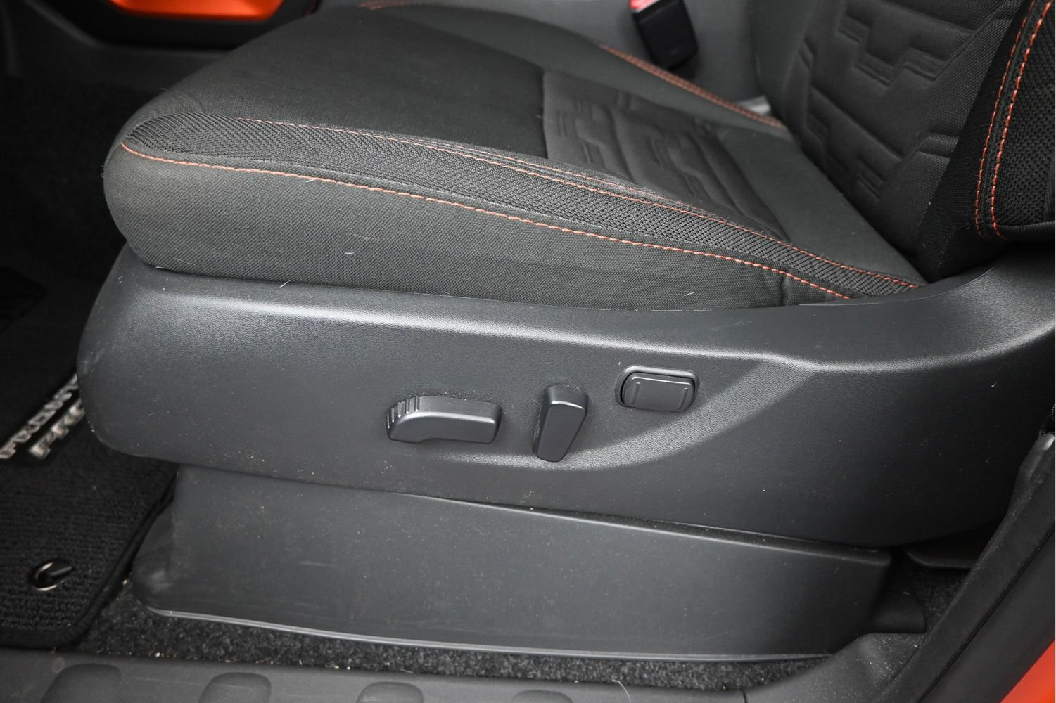 Certified 2025 Nissan Frontier PRO-4X w/ Interior Protection Package AWD/4WD image 10