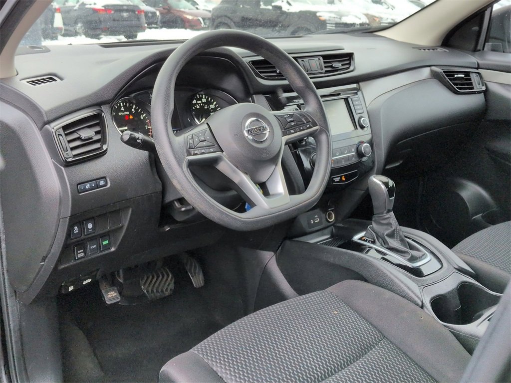 Used 2020 Nissan Rogue Sport S w/ Appearance Package image 9
