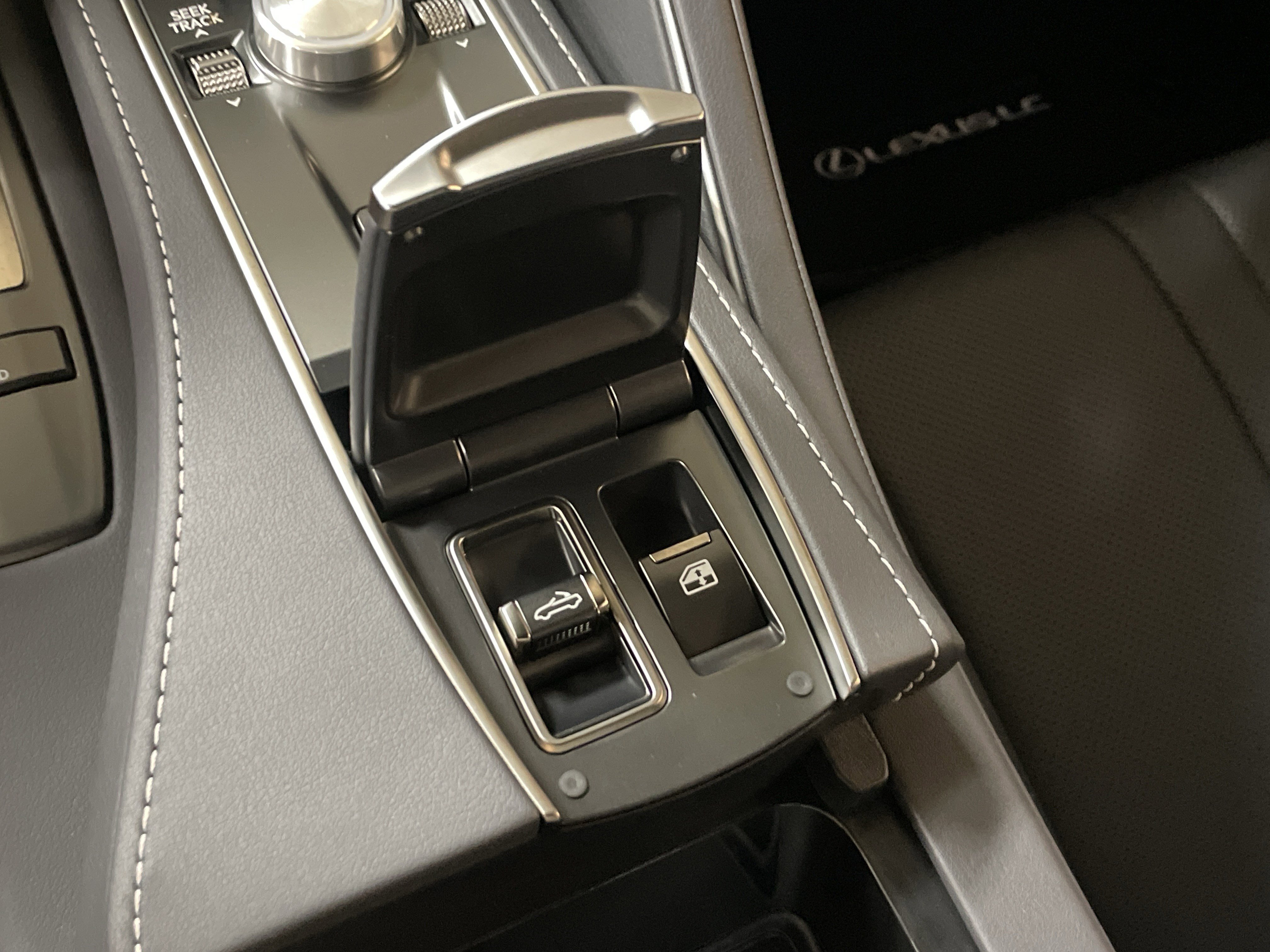 Used 2025 Lexus LC 500 LC 500 w/ Bespoke Build Package image 28