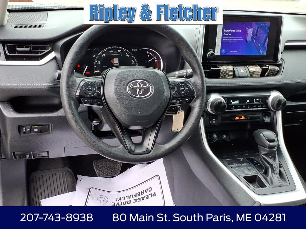 Used 2024 Toyota RAV4 LE AWD/4WD image 15