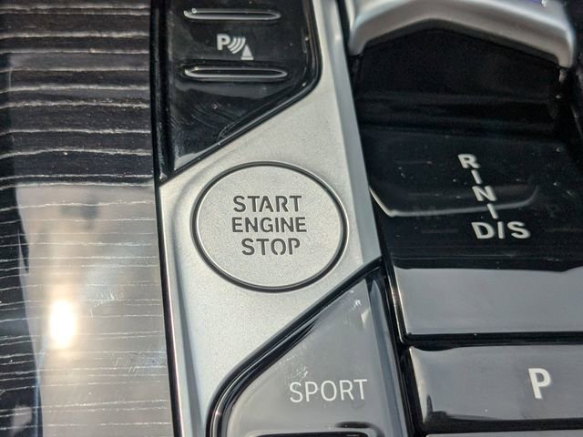 New 2026 BMW X5 sDrive40i w/ M Sport Package image 33