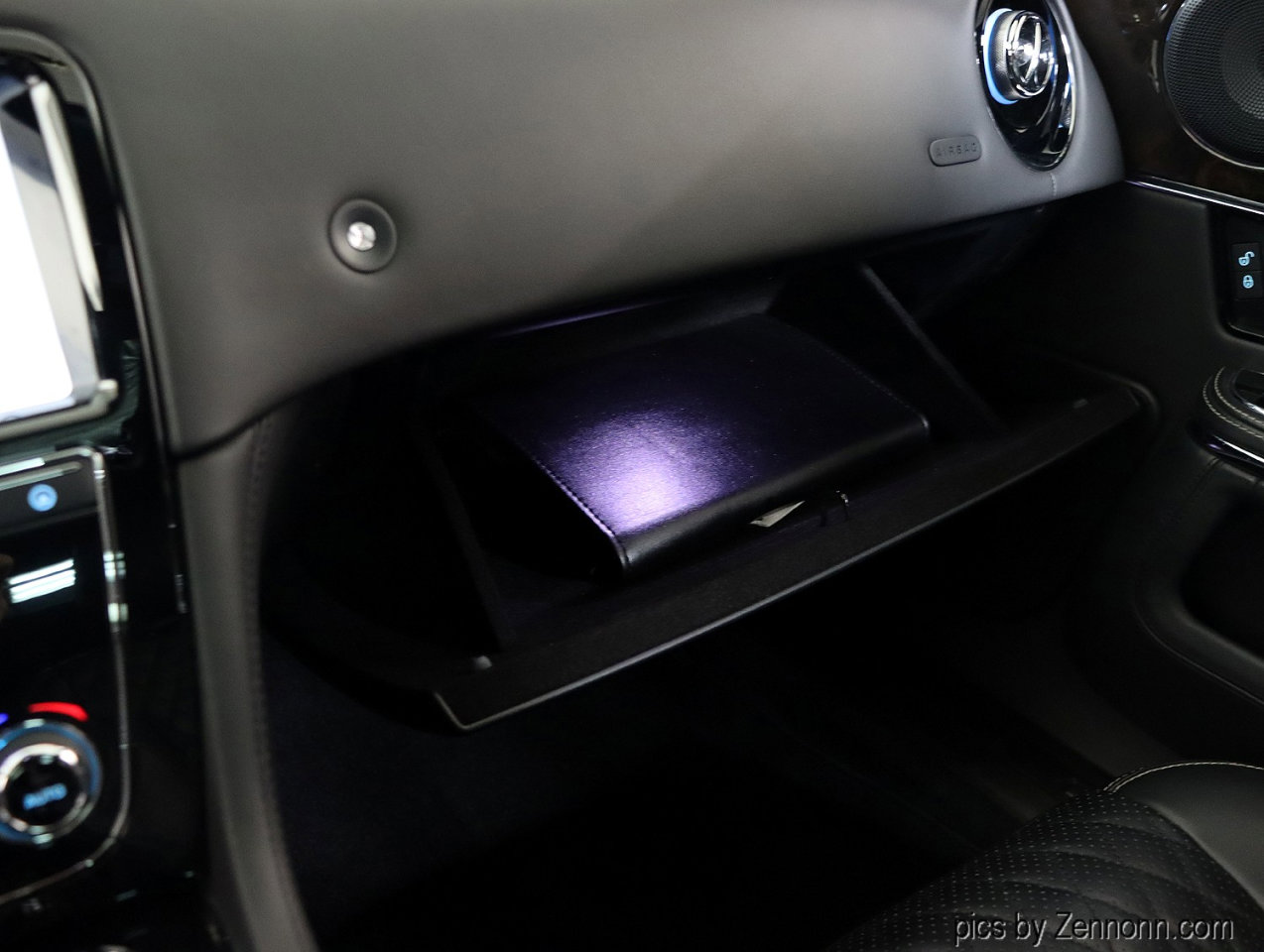 Used 2019 Jaguar XJ L Portfolio image 27