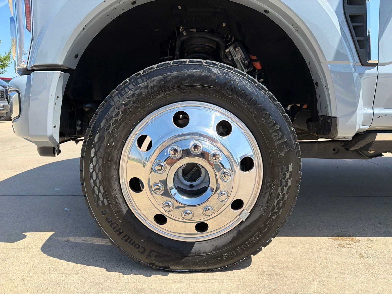Used 2026 Ford F450 Platinum w/ Platinum Plus Package AWD/4WD image 9