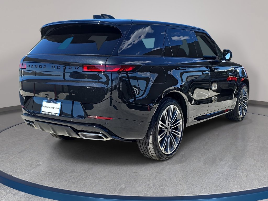 New 2027 Land Rover Range Rover Sport Dynamic SE AWD/4WD image 5