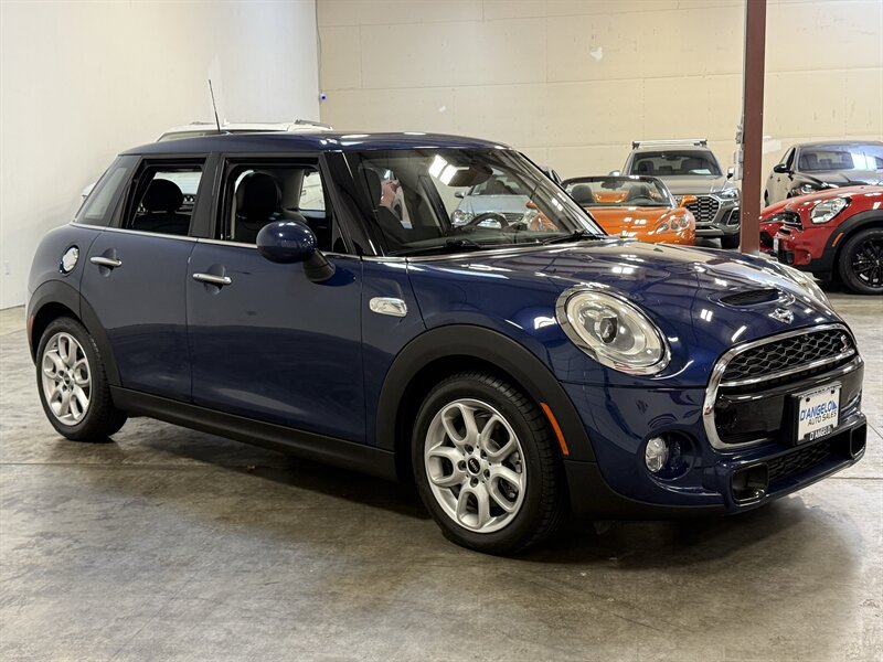 Used 2017 MINI Cooper S FWD image 9